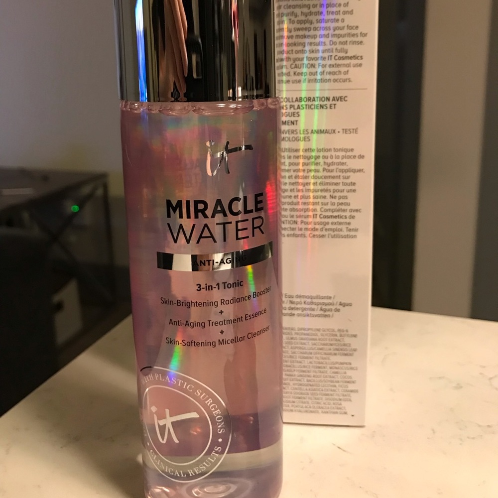 It Cosmetics Miracle Water 8.5fl Oz